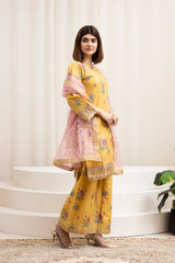 Yellow suit with Prient