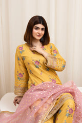 Yellow suit with Prient